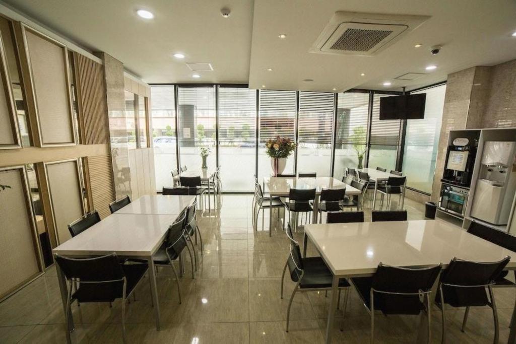 Reve Business Hotel Jeju Exterior photo